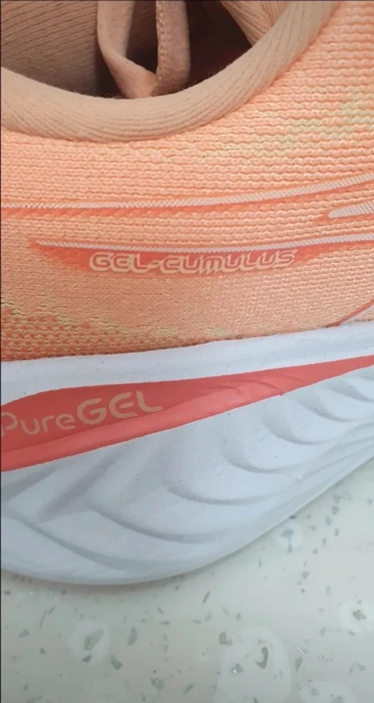 Tweedehands Asics Gel Cumulus 25 bike — afbeelding 7 van 9