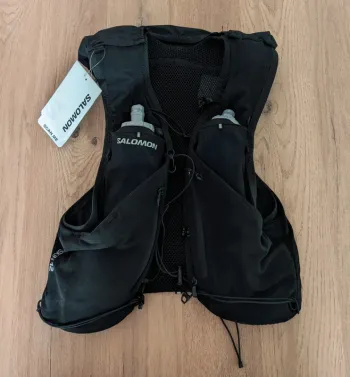 Used Salomon ADV Skin 12 Running Accessories