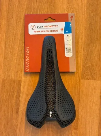 Použité Specialized Romin Evo Pro Mirror 2026 Saddles & Seatposts