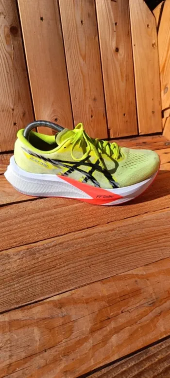 Asics Magic Speed FF Turbo Running Shoes usato