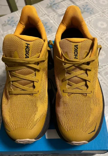 Used Hoka Challenger 8 Running Shoes