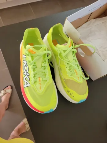 Hoka Rocket X2 bike usato — immagine 3 di 4