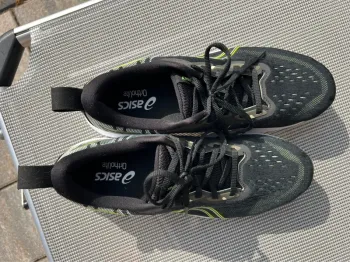 Tweedehands Asics FlyteFoam Tsurugi bike — afbeelding 3 van 6