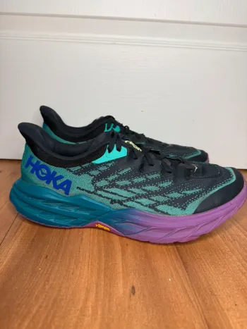 Použité Hoka Speedgoat 5 Running Shoes
