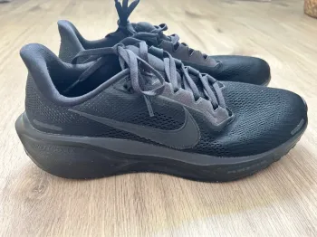 Pegasus 41 Running Shoes usato