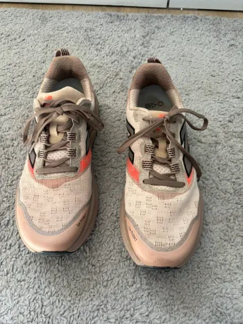 New Balance Fresh Foam Running Shoes usato