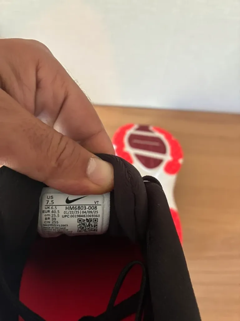 Käytetty Nike Vomero 18 bike — kuva 5 / 6