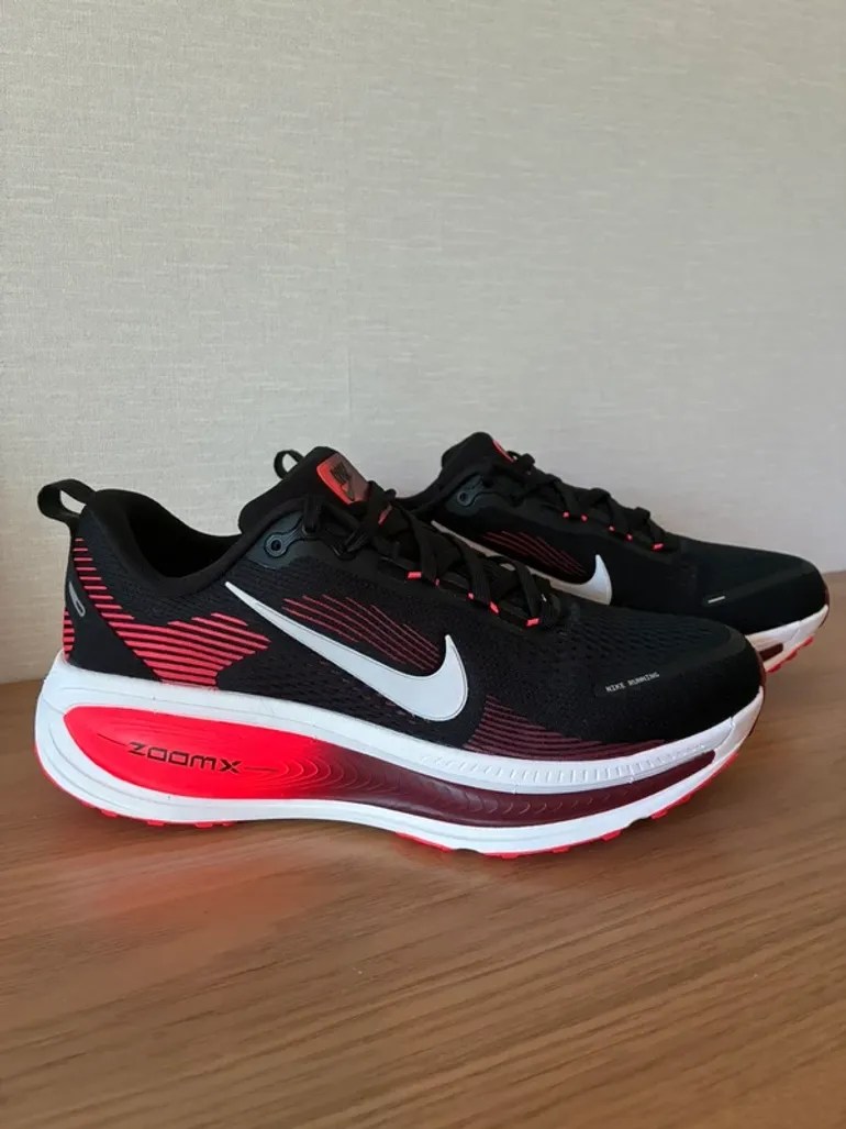 Käytetty Nike Vomero 18 bike — kuva 6 / 6