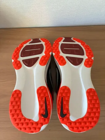 Käytetty Nike Vomero 18 bike — kuva 4 / 6