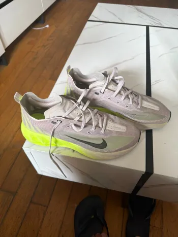 Gebrauchtes Nike ava Running Shoes