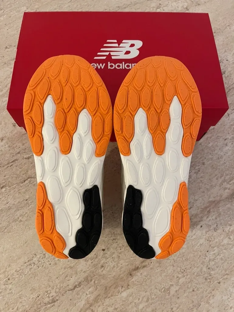 New Balance Fresh Foam 520 V9 bike usato — immagine 12 di 12