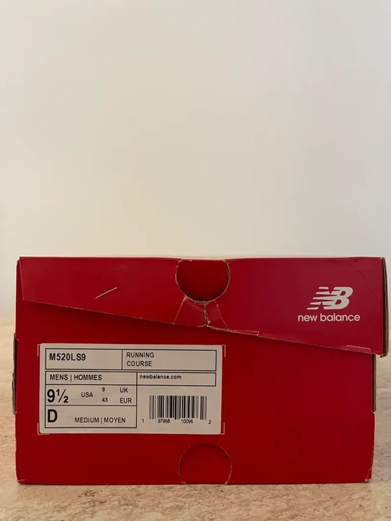 New Balance Fresh Foam 520 V9 bike usato — immagine 3 di 12