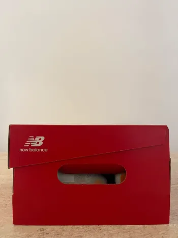 New Balance Fresh Foam 520 V9 bike usato — immagine 4 di 12