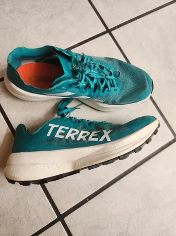 Used Adidas Terrex Agravic Speed Running Shoes