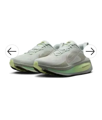Käytetty Nike Vomero Running Shoes