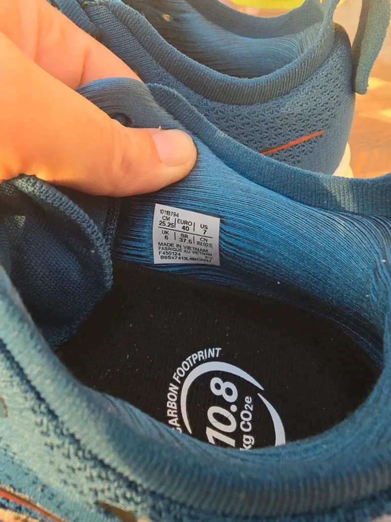 Used Asics Gel Nimbus 26 bike — image 5 of 6