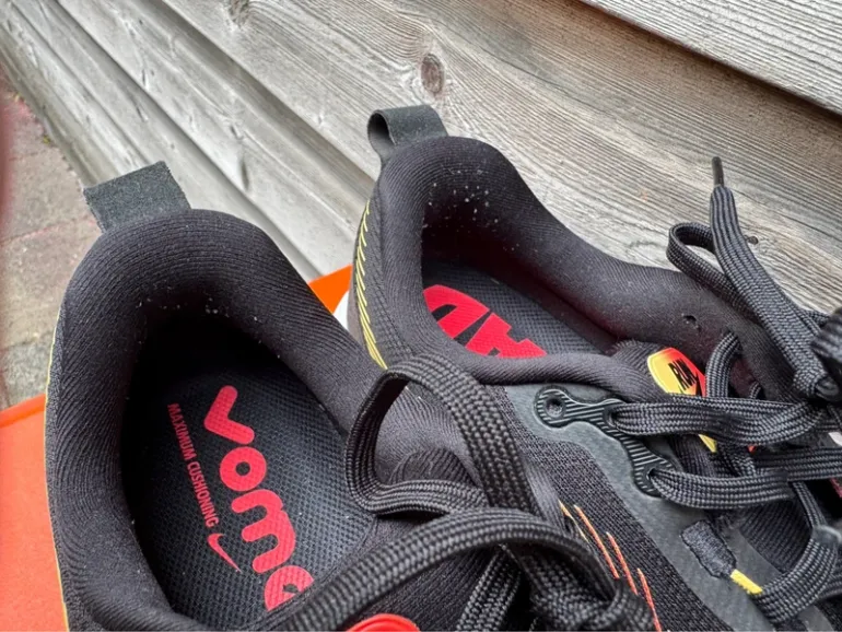 Nike Vomero 18 Zoom X bike d'occasion — image 3 sur 9