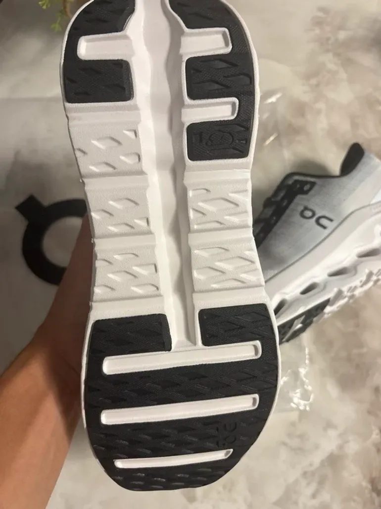 Gebrauchtes On Running Shoes Size 42 bike — Bild 6 von 6