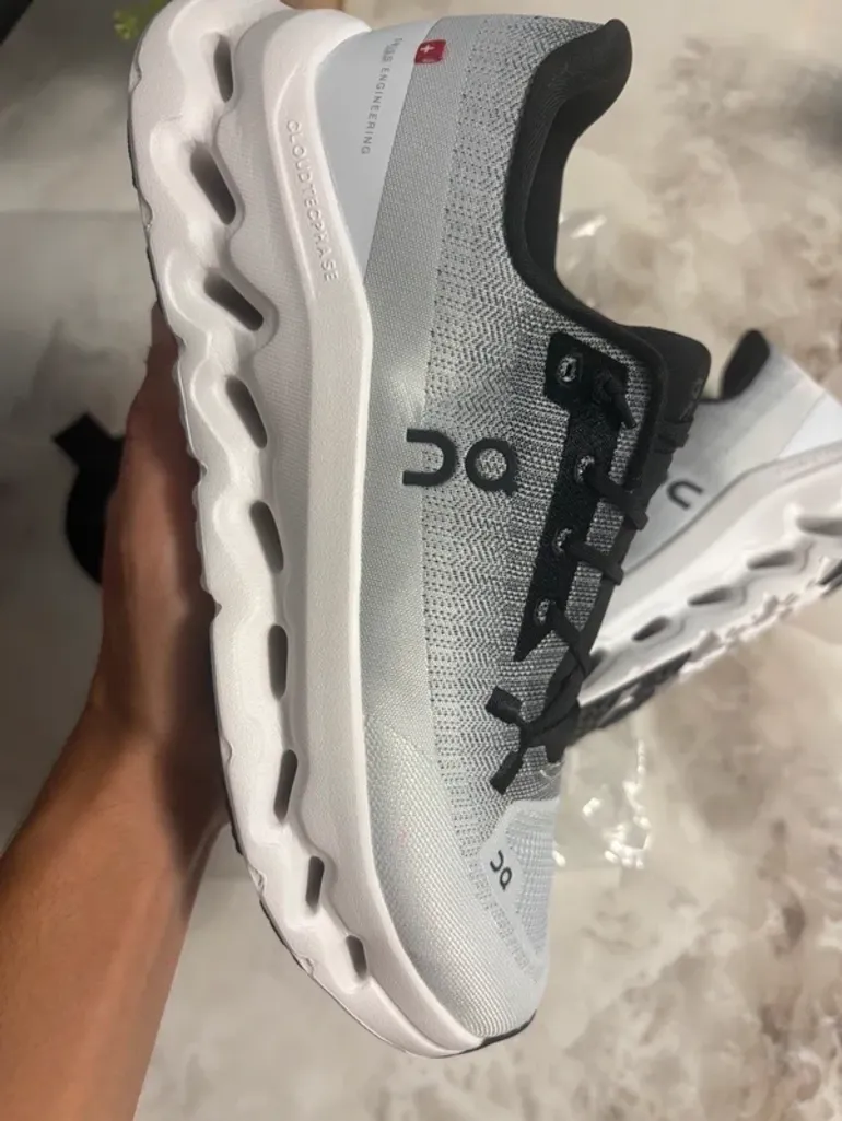 Gebrauchtes On Running Shoes Size 42 bike — Bild 2 von 6
