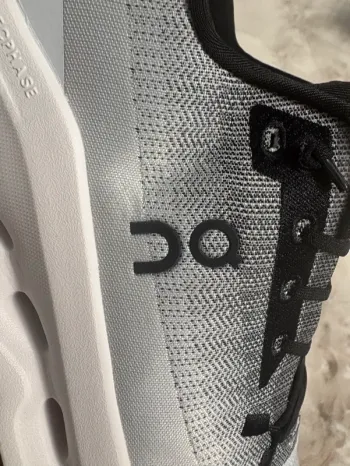 Gebrauchtes On Running Shoes Size 42 bike — Bild 4 von 6