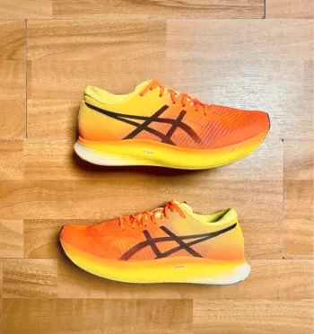 Altro FF Turbo Running Shoes d'occasion