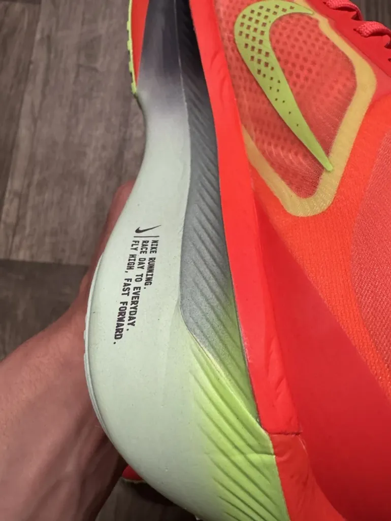 Tweedehands New Balance Zoom Fly 6 bike — afbeelding 6 van 7