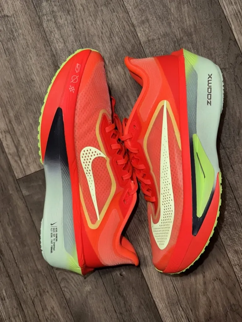 Tweedehands New Balance Zoom Fly 6 bike — afbeelding 2 van 7