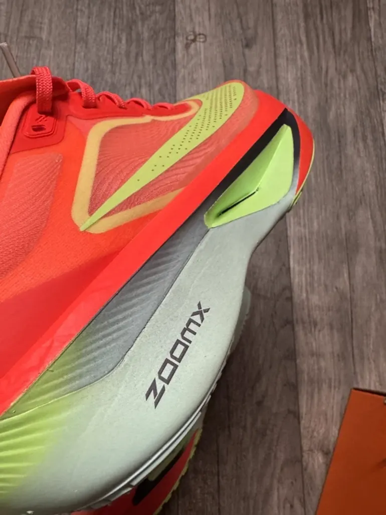 Tweedehands New Balance Zoom Fly 6 bike — afbeelding 5 van 7