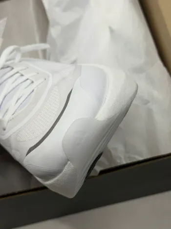 Used Adidas Hyperboost Run bike — image 6 of 14