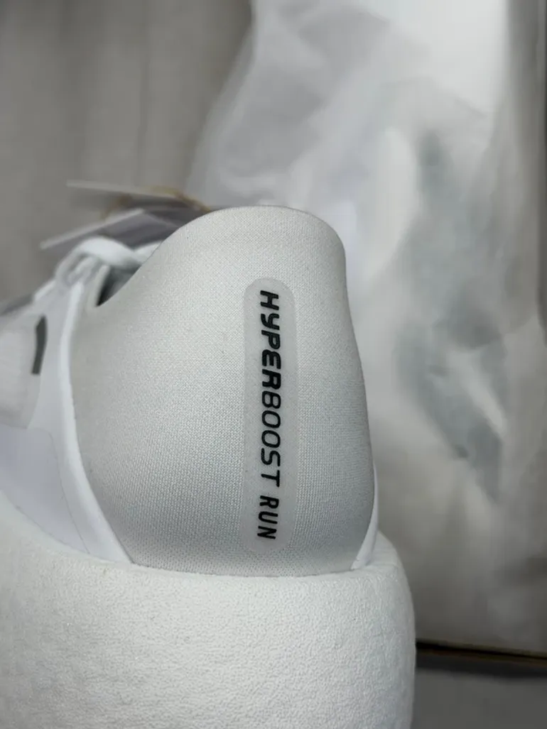 Used Adidas Hyperboost Run bike — image 4 of 14