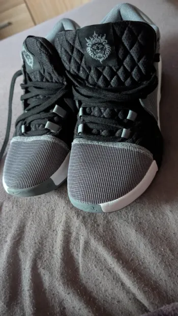 Käytetty Nike Schuhe Running Shoes