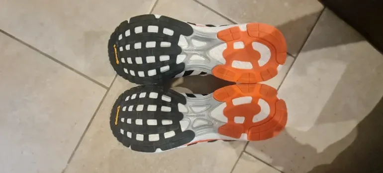 Używany Adidas Adizero Adios Boost 3 bike — zdjęcie 6 z 7