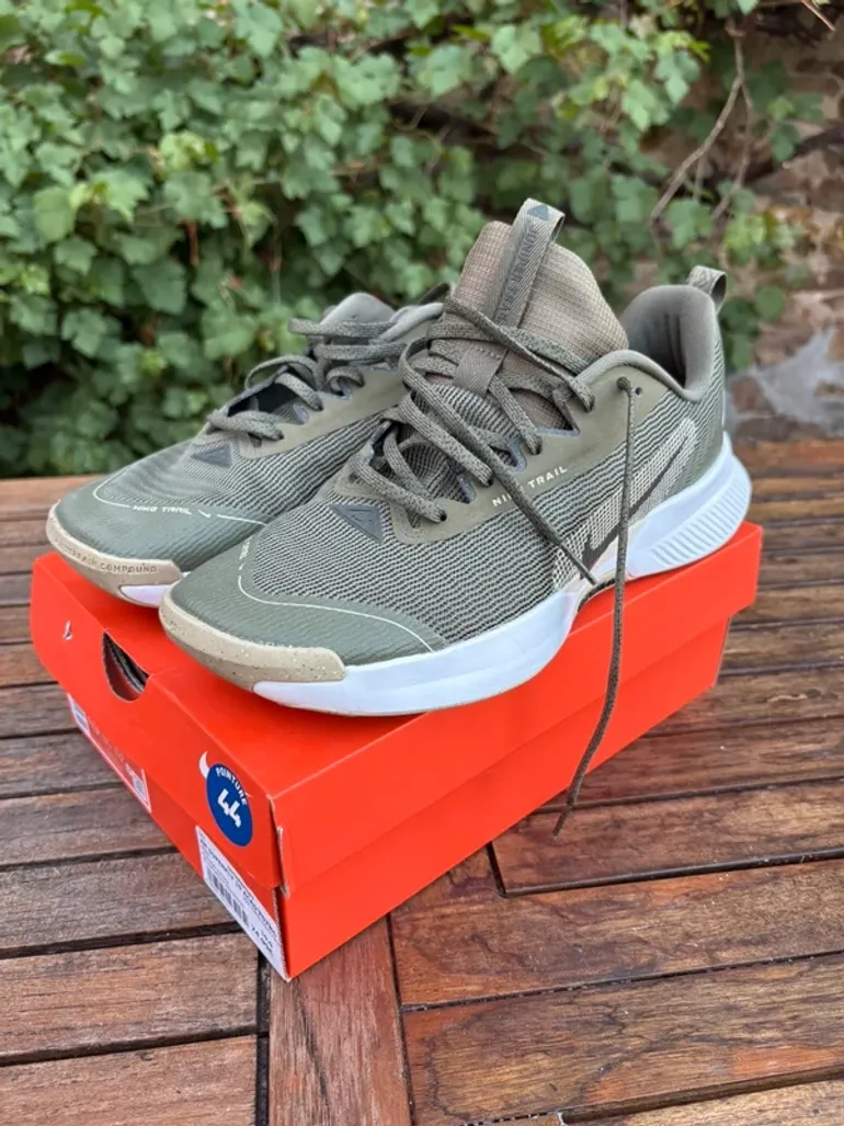 Used Nike Trail Sport Shoes bike — image 7 of 7