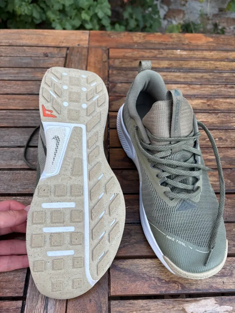Used Nike Trail Sport Shoes bike — image 3 of 7