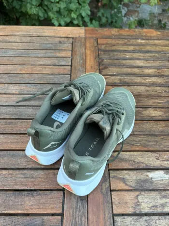 Used Nike Trail Sport Shoes bike — image 2 of 7