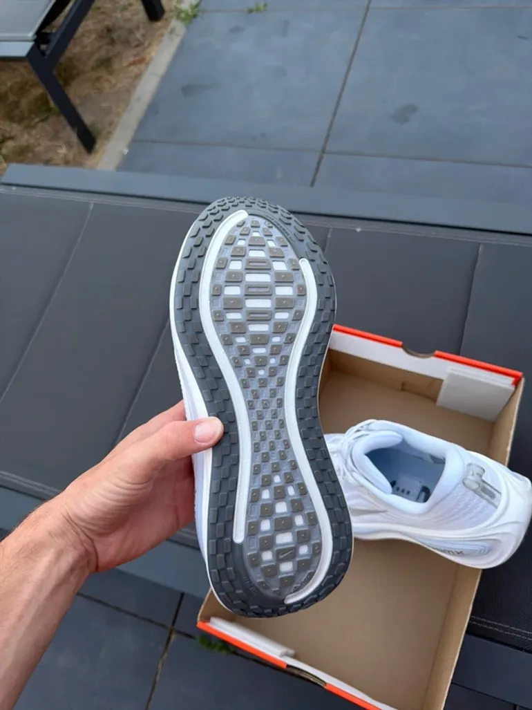 Używany Nike Vomero Plus bike — zdjęcie 5 z 6