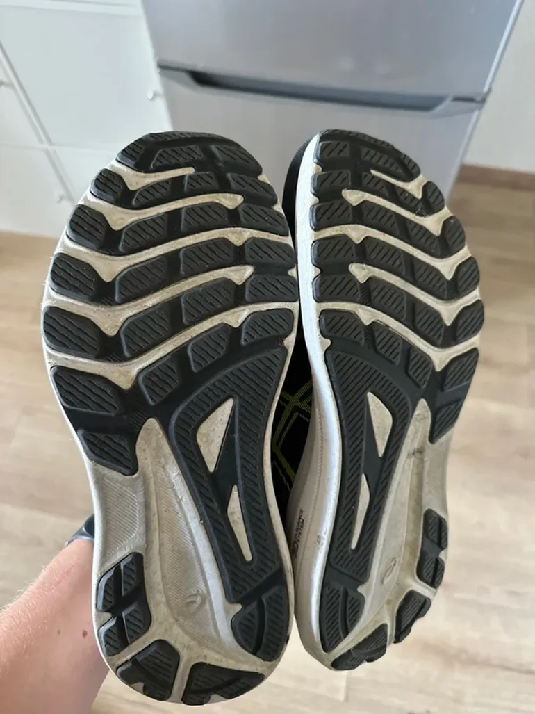 Käytetty Asics GT 1000 13 bike — kuva 2 / 3