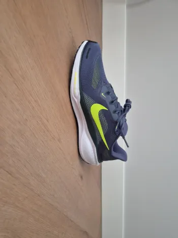 Used Pegasus Air Zoom 41 Running Shoes