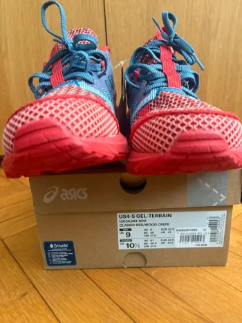 Używany Asics US4-S Gel-Terrain bike — zdjęcie 5 z 5