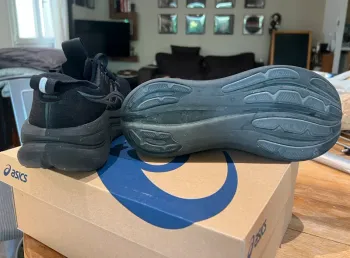 Gebrauchtes Asics Gel Nimbus 28 2026 bike — Bild 8 von 10