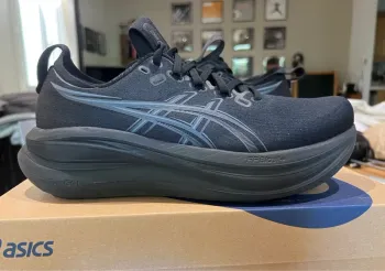 Gebrauchtes Asics Gel Nimbus 28 2026 Running Shoes