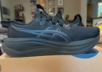 Gebrauchtes Asics Gel Nimbus 28 2026 bike — Bild 3 von 10