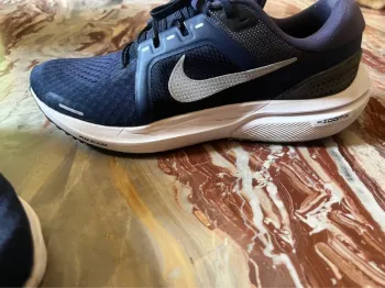 Used Nike Zoom X Vomero 16 bike — image 5 of 8