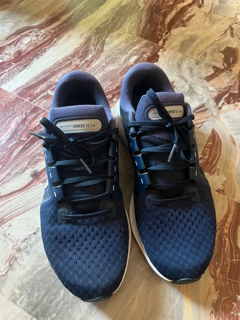 Used Nike Zoom X Vomero 16 bike — image 2 of 8