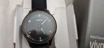 Tweedehands Garmin Vivomove Sport Electronics