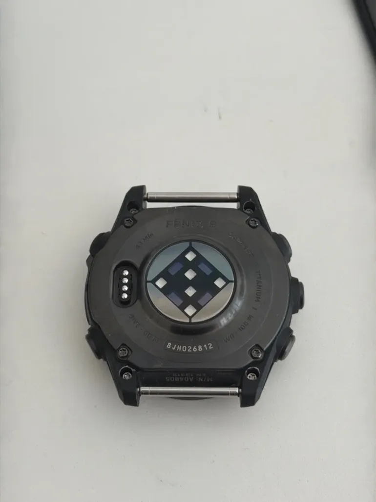 Used Garmin Fenix 8 43mm bike — image 5 of 7