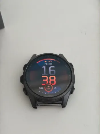 Used Garmin Fenix 8 43mm bike — image 7 of 7