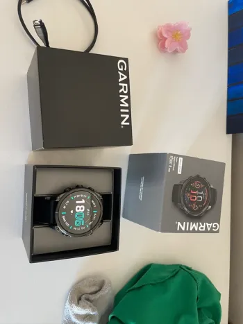 Used Garmin Fénix 8 bike — image 3 of 7