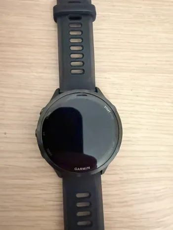 Used Garmin Forerunner 570 bike — image 4 of 5