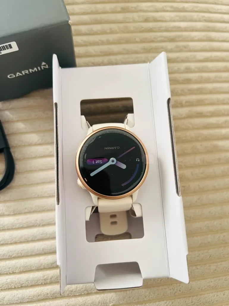 Used Garmin vívoactive 6 bike — image 2 of 7